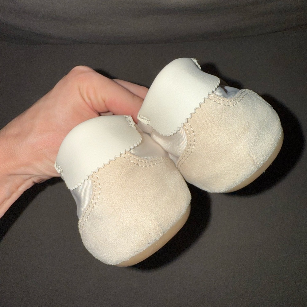 Zara Cream Elastic Strap Ballet Flats - Picture 4 of 6